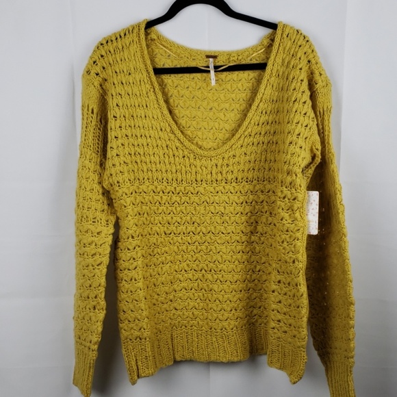 Free People – Crashing Waves Pullover Large HP!! - Picture 5 of 8